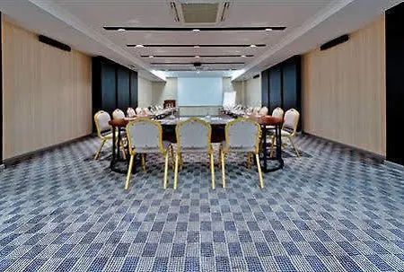 Hotel Riva Resatbey Luxury