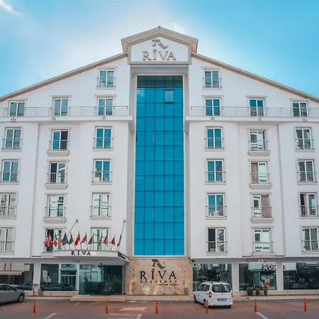 Hotel Riva Resatbey Luxury