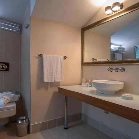 Hotel Riva Resatbey Luxury 4*